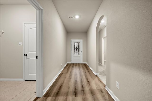 8957 Oval Glass Street, Conroe, TX 77304