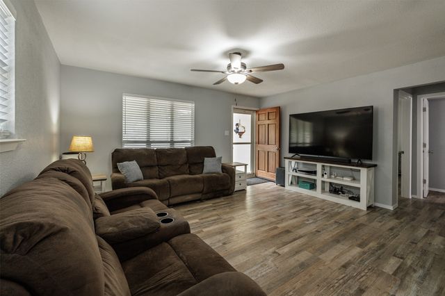 444 County Road 3788, Quinlan, TX 75474