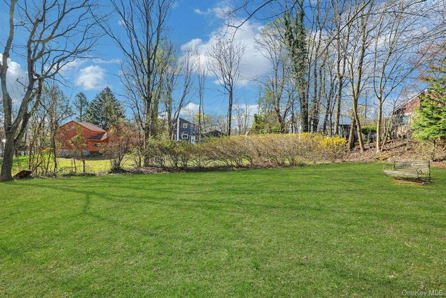 13 Maple Avenue, West Nyack, NY 10994