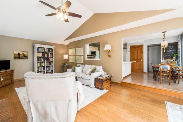 7149 Snowberry Lane, Canal Winchester, OH 43110