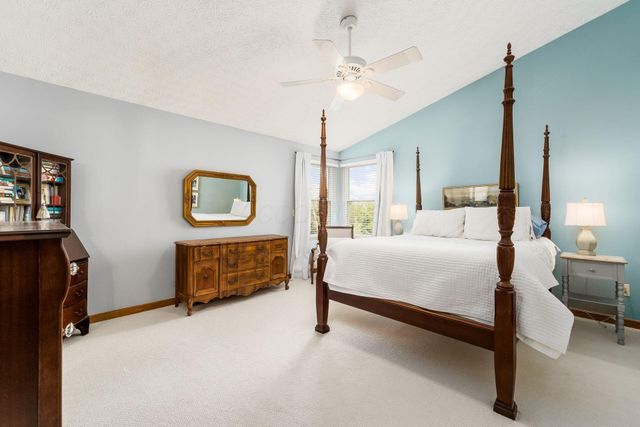 7149 Snowberry Lane, Canal Winchester, OH 43110