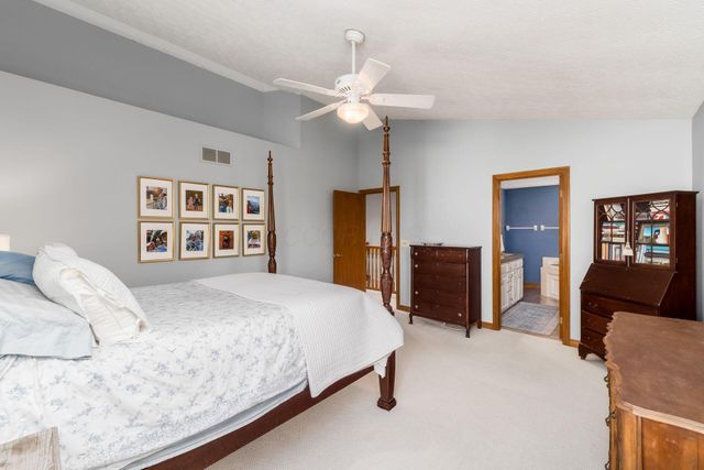 7149 Snowberry Lane, Canal Winchester, OH 43110