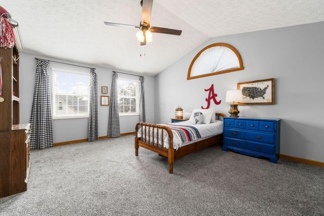 7149 Snowberry Lane, Canal Winchester, OH 43110