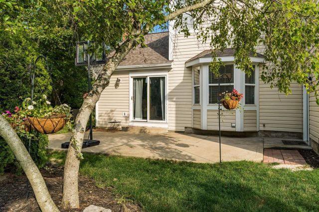 7149 Snowberry Lane, Canal Winchester, OH 43110