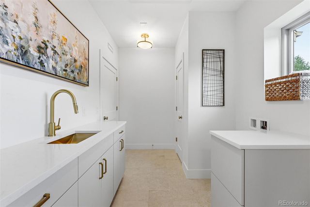 7012 E 4th Avenue, Denver, CO 80220