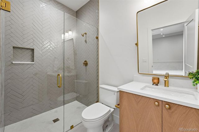 7012 E 4th Avenue, Denver, CO 80220