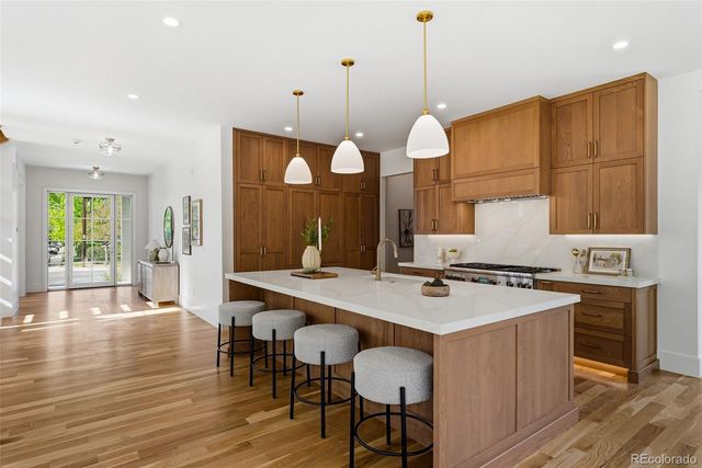7012 E 4th Avenue, Denver, CO 80220