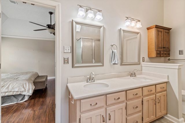 8821 BAZEMORE RD, Memphis, TN 38018