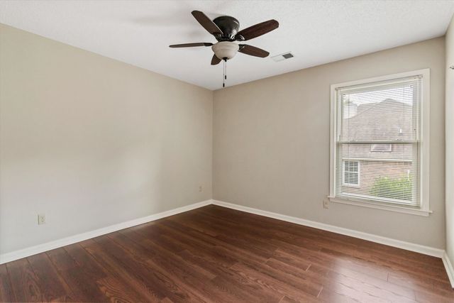 8821 BAZEMORE RD, Memphis, TN 38018