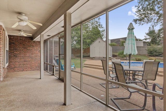 8821 BAZEMORE RD, Memphis, TN 38018