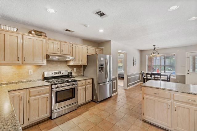 8821 BAZEMORE RD, Memphis, TN 38018