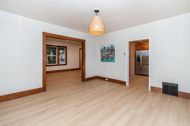 910 University Drive S, Fargo, ND 58103