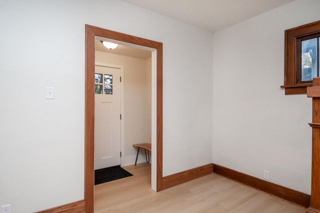 910 University Drive S, Fargo, ND 58103