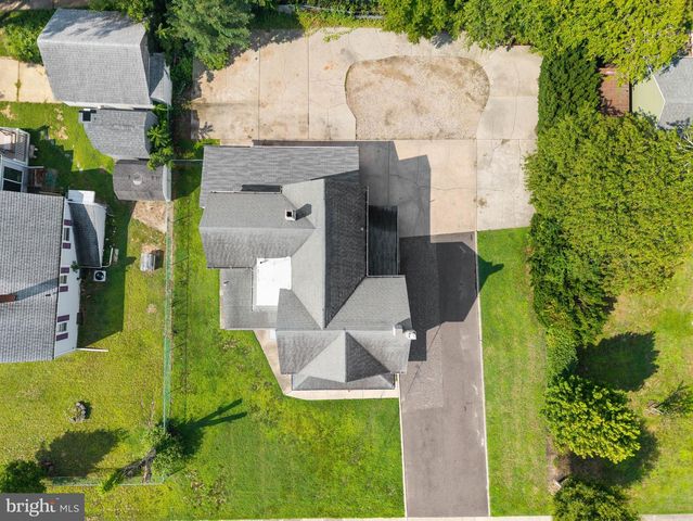 216 S LIBERTY ST, Hammonton, NJ 08037
