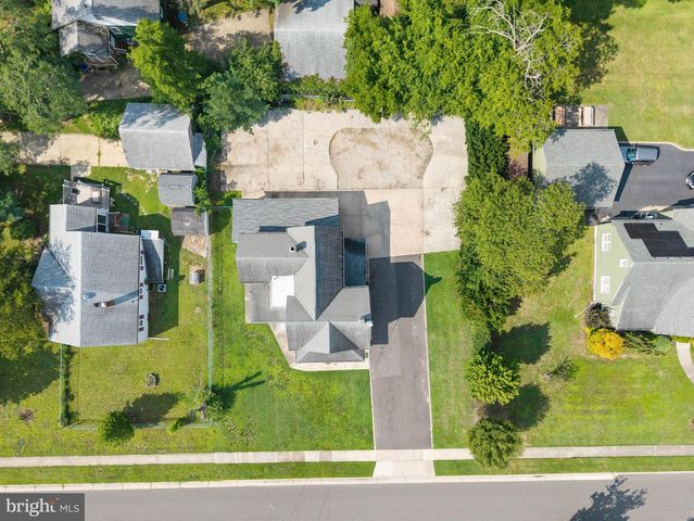 216 S LIBERTY ST, Hammonton, NJ 08037