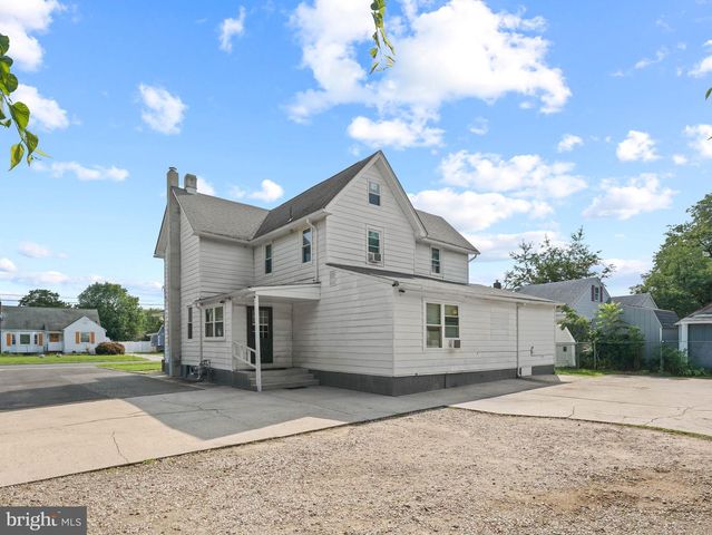 216 S LIBERTY ST, Hammonton, NJ 08037