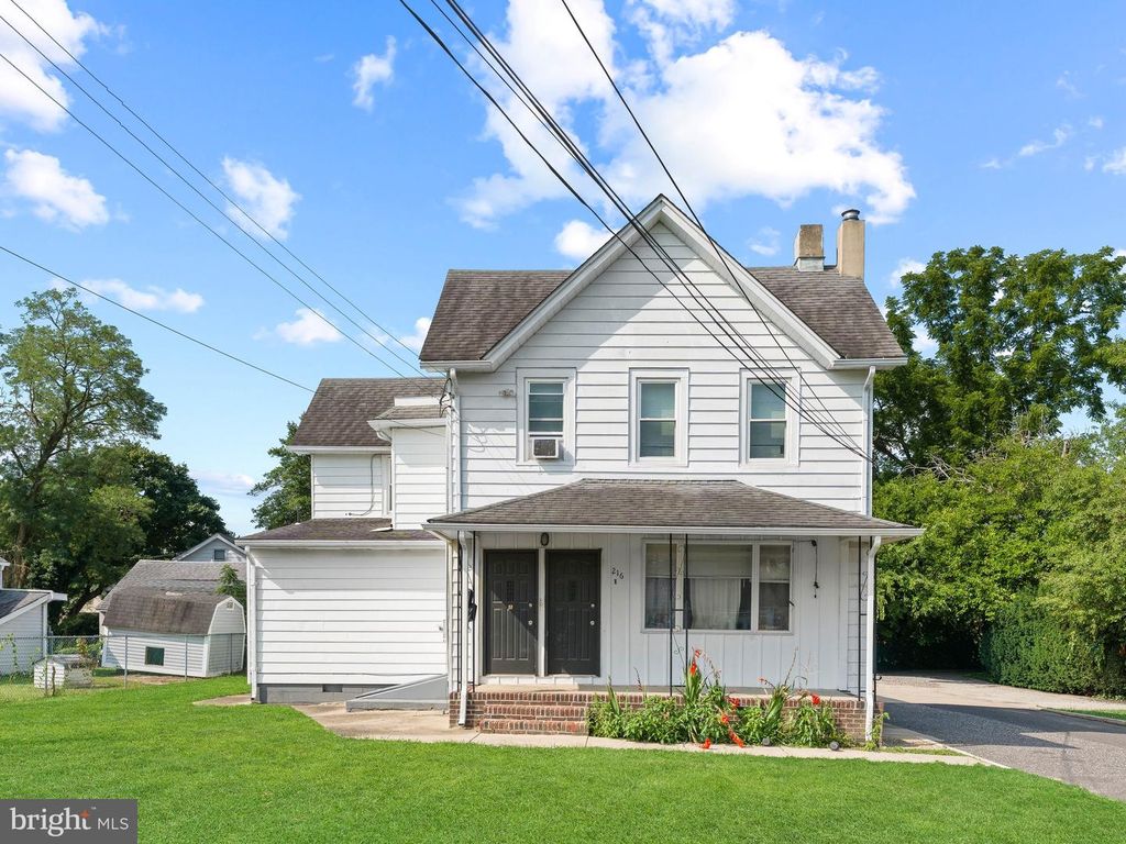 216 S LIBERTY ST, Hammonton, NJ 08037