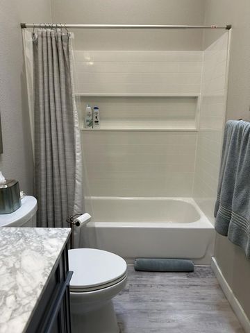 68605 Tachevah Drive, Cathedral City, CA 92234