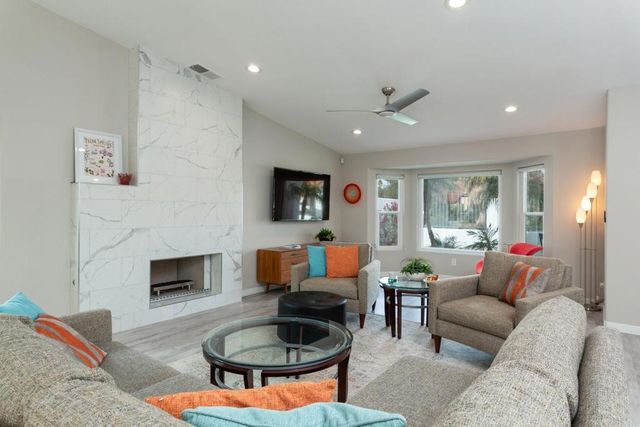 68605 Tachevah Drive, Cathedral City, CA 92234