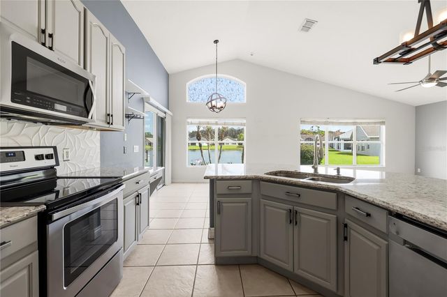 3196 STONEHURST CIRCLE, Kissimmee, FL 34741