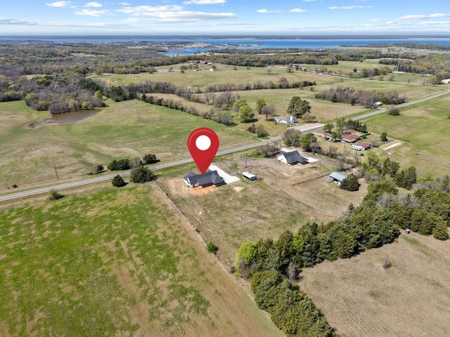 14457 E FM 1396, Windom, TX 75492