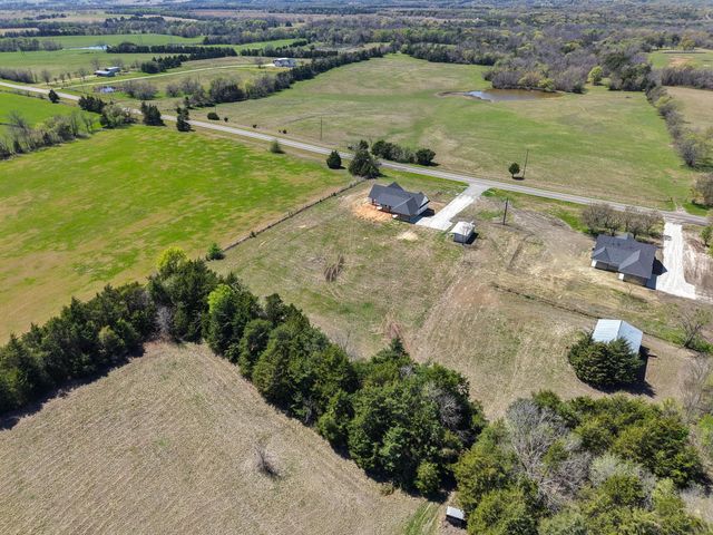 14457 E FM 1396, Windom, TX 75492