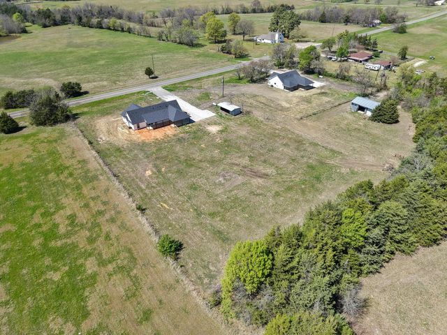 14457 E FM 1396, Windom, TX 75492