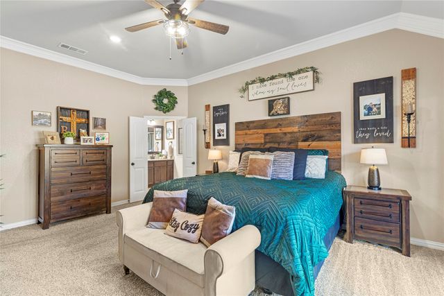 7934 Grassland Drive, Godley, TX 76044