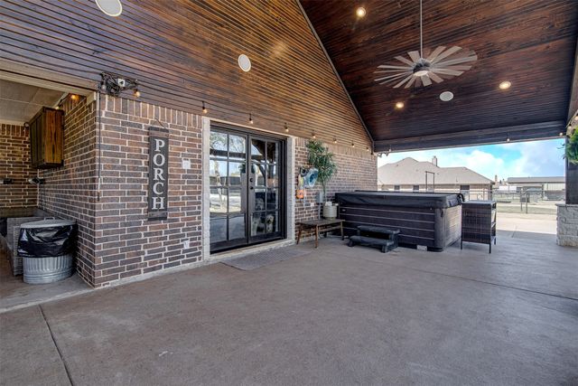 7934 Grassland Drive, Godley, TX 76044