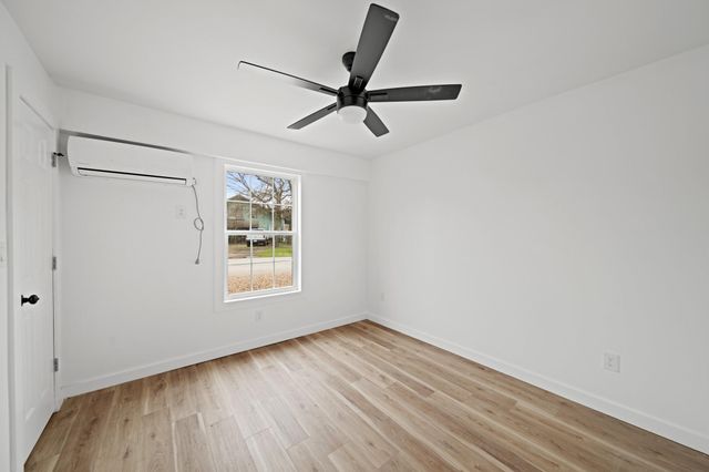 807 Cullen Boulevard 2, Houston, TX 77023