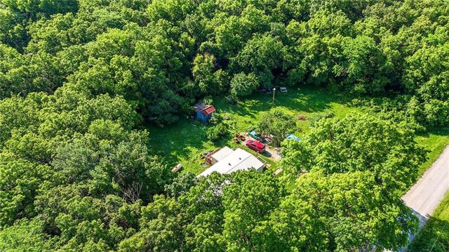 22207 S Excelsior Road, Harrisonville, MO 64701