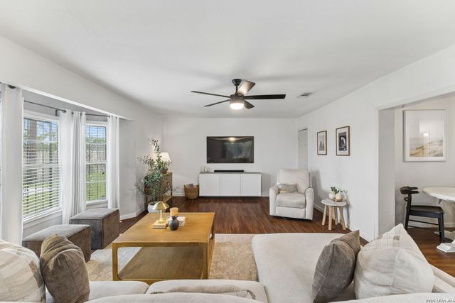 2035 LEESBURG ST, San Antonio, TX 78220