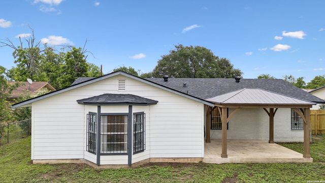 2035 LEESBURG ST, San Antonio, TX 78220
