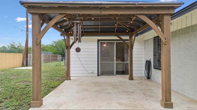 2035 LEESBURG ST, San Antonio, TX 78220