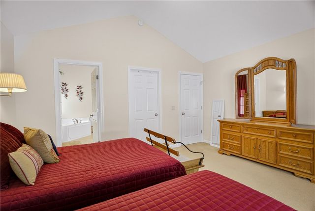 93 Fields Dr, Shenango Twp, PA 16101