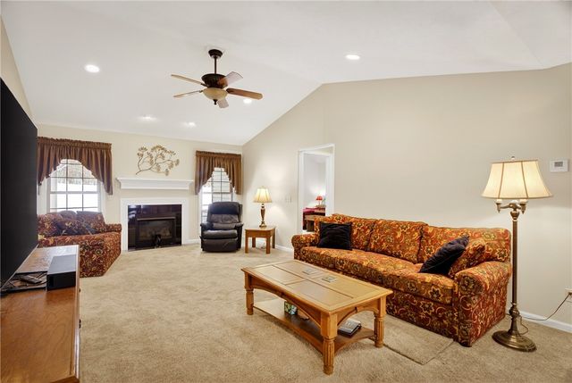 93 Fields Dr, Shenango Twp, PA 16101