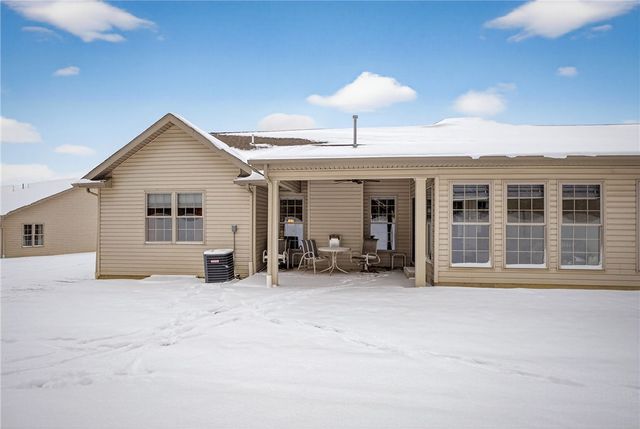 93 Fields Dr, Shenango Twp, PA 16101