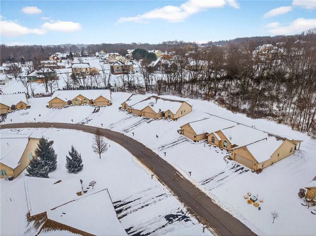 93 Fields Dr, Shenango Twp, PA 16101