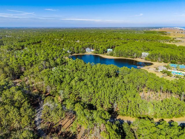 2781 Vanderbilt Blvd., Pawleys Island, SC 29585