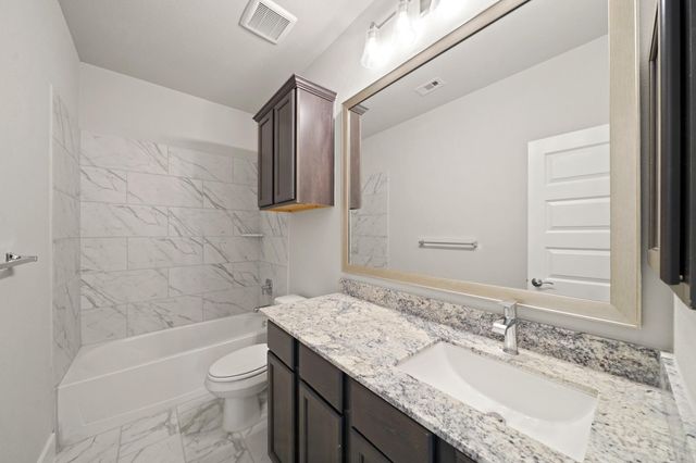 2140 Golden Spruce Court, Conroe, TX 77301