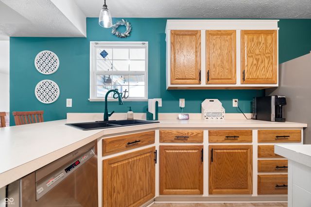 5851 Granite, Anderson, IN 46013
