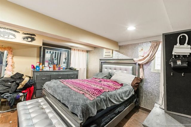 46 Englewood Avenue, Bellwood, IL 60104