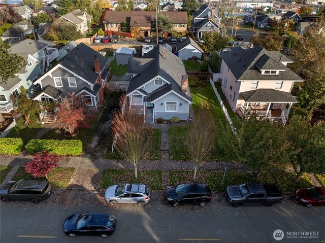 3427 Oakes Avenue, Everett, WA 98201