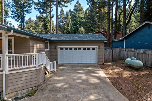 24193 Birch Ter, Willits, CA 95490