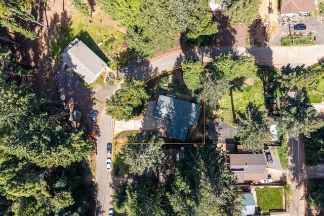 24193 Birch Ter, Willits, CA 95490