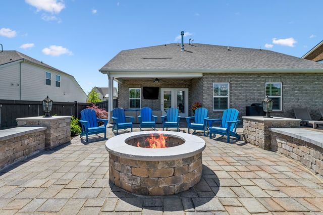 804 Ravensdowne Dr, Nolensville, TN 37135