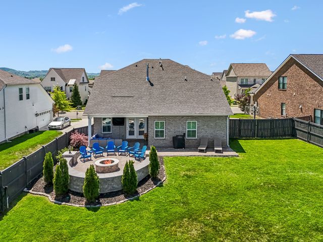 804 Ravensdowne Dr, Nolensville, TN 37135
