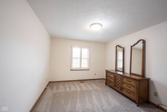 11348 Royal Place, Carmel, IN 46032