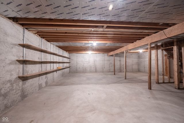 11348 Royal Place, Carmel, IN 46032