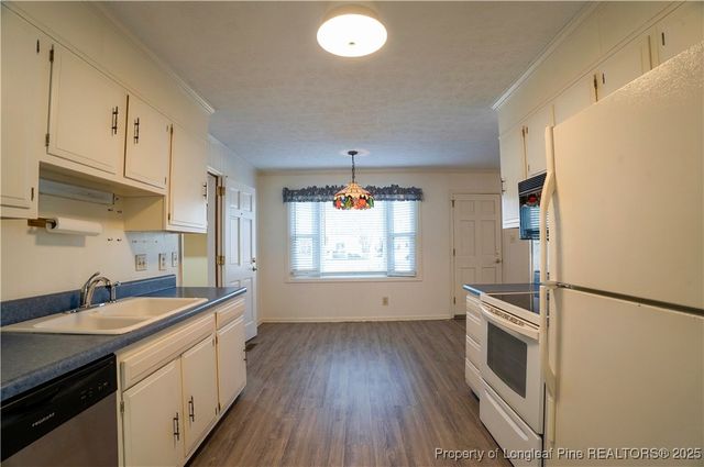 1733 Daisy Lane, Fayetteville, NC 28303